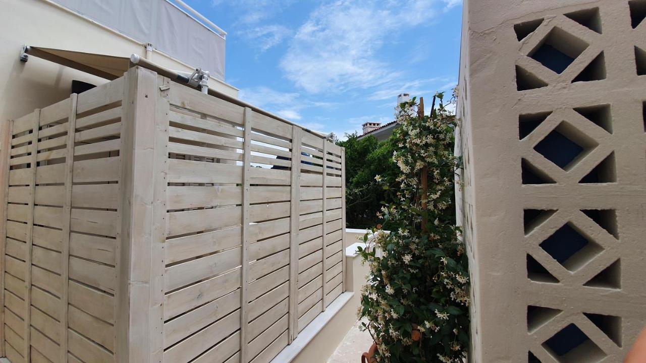 Cozy Seaside Studio In Lemos Vouliagmenis Athens Luaran gambar