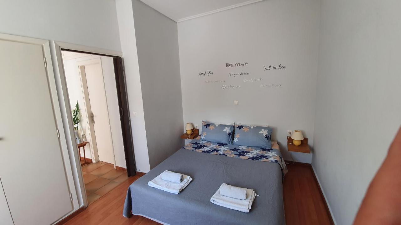 Cozy Seaside Studio In Lemos Vouliagmenis Athens Luaran gambar