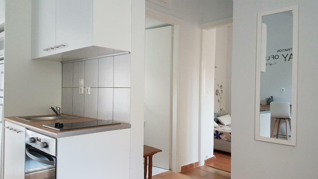 Cozy Seaside Studio In Lemos Vouliagmenis Athens Luaran gambar